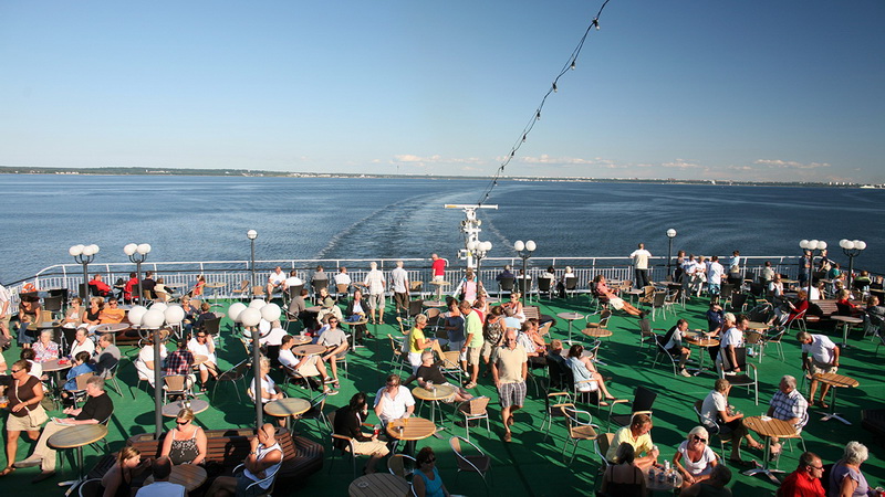 Kelionė kruizu iš Rygos į Stokholmą ir atgal trunka tik 40 valandų, bet įspūdžių bus su kaupu.