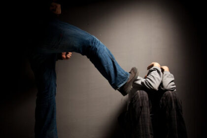 Šeštadienį viešose vietose nukentėjo net keli asmenys.