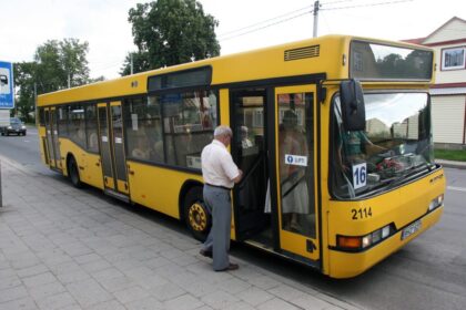 Susisiekimo ministras Rokas Masiulis skyrė 1,92 mln. eurų iš ES sanglaudos fondo Panevėžio miesto savivaldybei, kuri už šias lėšas artimiausiu metu ketina įsigyti ne mažiau kaip 10 naujų ekologiškų autobusų.