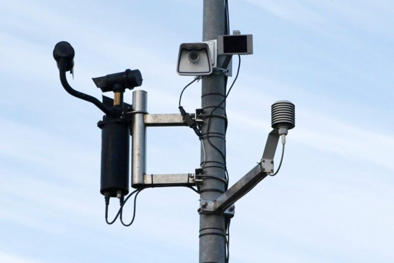 Lietuvos valstybinės reikšmės keliuose šiuo metu yra sumontuotos 25 greičio palaikymo sistemos (sektoriniai greičio matuokliai), kuriomis skaičiuojamas vidutinis transporto priemonių greitis. Sektoriniai greičio matuokliai iki šiol tik fiksavo pažeidimus, tačiau, atlikus metrologinę patikrą, matuoklių užfiksuoti duomenys nuo rugsėjo pradžios bus perduodami į Administracinių nusižengimų registrą (ANR).