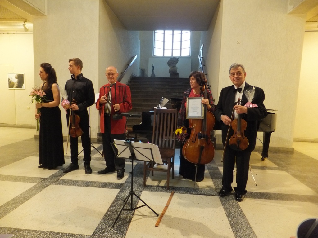 Praėjusį sekmadienį viso pasaulio žydai šventė savo naujuosius, 5779-uosius, metus. Šia, taip pat Lietuvos šimtmečio ir miesto gimtadienio proga Panevėžio žydų bendruomenė kraštiečiams padovanojo itin aukšto lygio koncertą „Muzika, sujungianti pasaulius“.