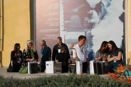 Prieš savaitę Latvijoje, Daugpilyje įsikūrusiame Marko Rotko meno centre, paminėtos šio tapybos korifėjaus, pokario abstrakčiojo ekspresionizmo meno srovės atstovo 115-osios gimimo metinės. Jų metu pristatyta ir kolekcija „X:PaLikimas“, atvežta iš Panevėžio.