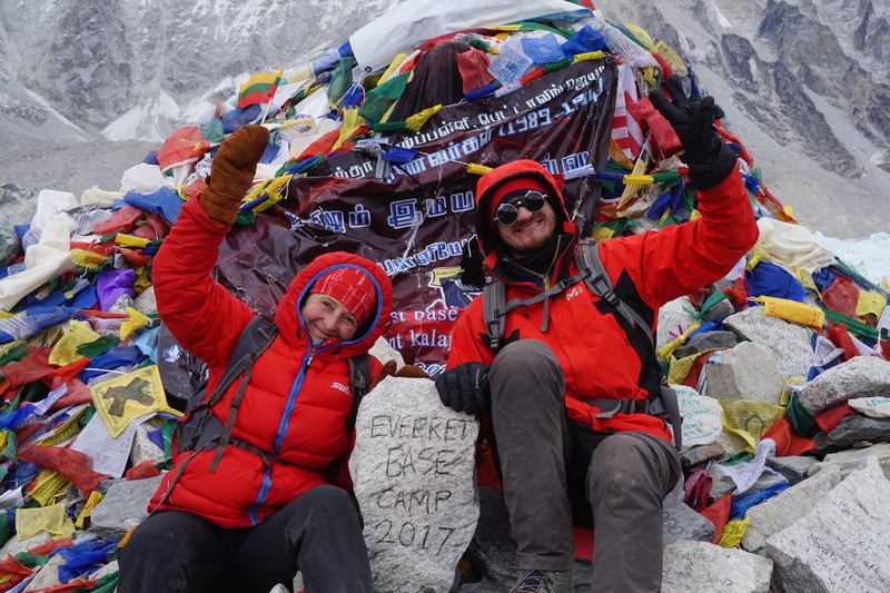 2017-aisiais Albinas ir Laima Vološkevičiai pasiekė Everesto bazę Nepale. ASMENINIO ARCHYVO nuotr.