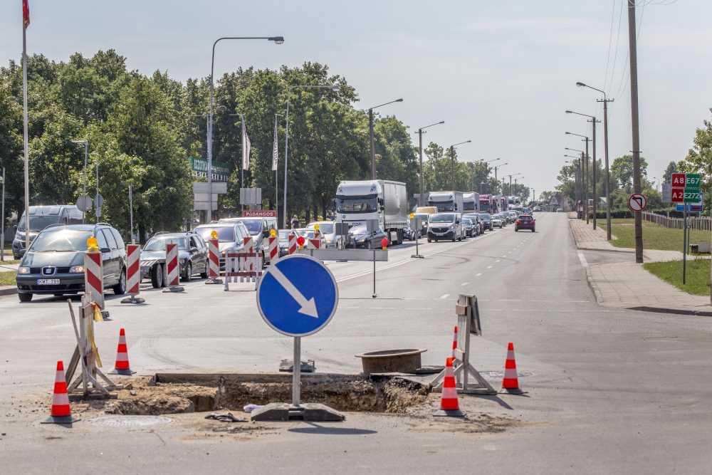 Panevėžio miesto savivaldybė ketina šiemet miesto gatvėms atnaujinti skirti dar 770 tūkst. Eur. Už šias lėšas bus suremontuoti dar apie 3,5 km.