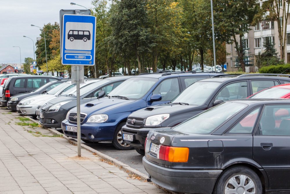 Statybininkų gatvės rekonstrukcija nepatogumų sukėlė ne tik ratuotiems gyventojams, bet ir besinaudojantiesiems viešuoju transportu.