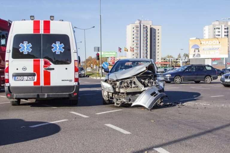 Panevėžio gatvių sankryžos – tikri spąstai atidumo stokojantiems vairuotojams.