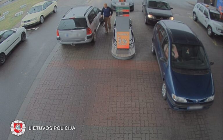 2018-09-12 Panevėžyje, Parko g., nenustatytas asmuo prisipylė kuro ir pasitraukė. Nuostolis – 11.69 eurų.