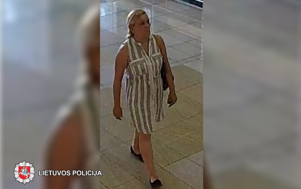2018-09-01 13 val. Panevėžyje, Savitiškio g., nenustatytas asmuo pavogė dvejas sportines kelnes ir du sportinius megztinius. Nuostolis – 249 eurų.