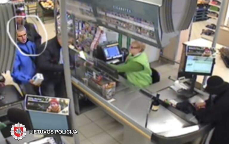 2018-11-07 Panevėžyje, Aukštaičių g., nenustatytas asmuo pavogė daugiafunkcinį LED žibintuvėlį ir daugiafunkcinį kirvuką. Nuostolis – 87,48 eurai.