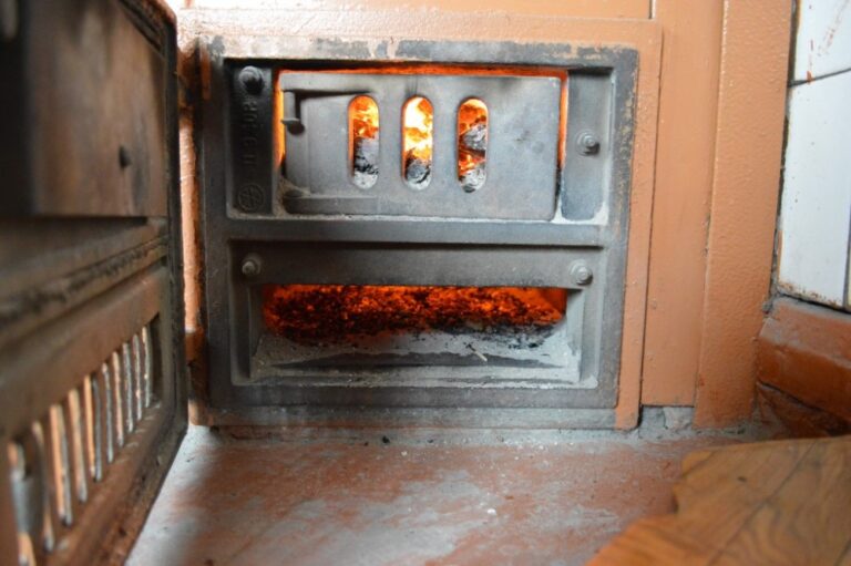 Kraupi nelaimė Panevėžio rajone, Ramygaloje. Čia penktadienį savo namuose rasta mirusi moteris.