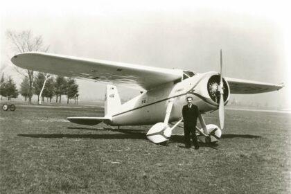 Panevėžyje F. Vaitkaus, Dariaus ir Girėno gatvių pavadinimai byloja ne tik apie aviacijos išskirtinę vietą tarpukario Lietuvoje. Aukštaitijos sostinėje kadaise su žmona apsilankęs F. Vaitkus, lakūnas, tiesęs oro tiltus tarp Lietuvos ir Vakarų, buvo sutiktas kaip didvyris. Negana to, Panevėžys neturėjo būti nežinomas miestelis ir legendiniam aviakonstruktoriui Antanui Gustaičiui.