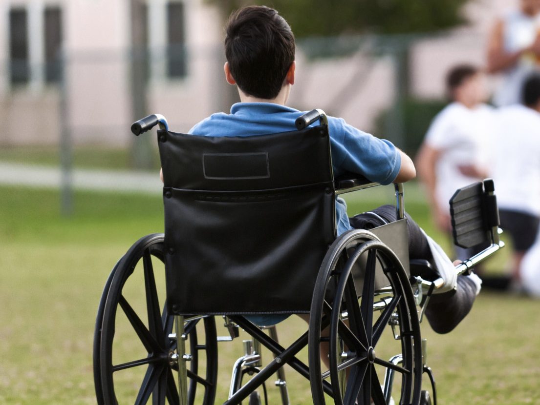 Tėvai ar įtėviai, namuose prižiūrintys neįgalius vaikus, nuo 2020 metų pensijai bei nedarbingumui bus draudžiami valstybės lėšomis. Kasmet tam reikės 10-11 mln. eurų.