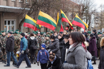 Dėl koronaviruso grėsmės sveikatos apsaugos ministras Aurelijus Veryga antradienį pasirašė rekomendaciją atšaukti arba nukelti visus masinius renginius.