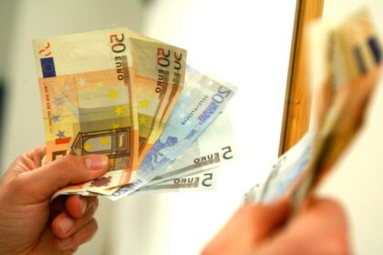 Specialiųjų tyrimų tarnybos (STT) iniciatyva atlikto tyrimo „Lietuvos korupcijos žemėlapis 2018“ duomenimis, Lietuvoje gerėja bendras korupcijos situacijos vertinimas, mažėja visuomenės korupcinė patirtis, tačiau matoma antikorupcinio potencialo silpnėjimo tendencija.