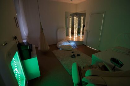 Panevėžyje daug metų veikę masiniai Algimanto Bandzos vaikų globos namai keičia pobūdį.