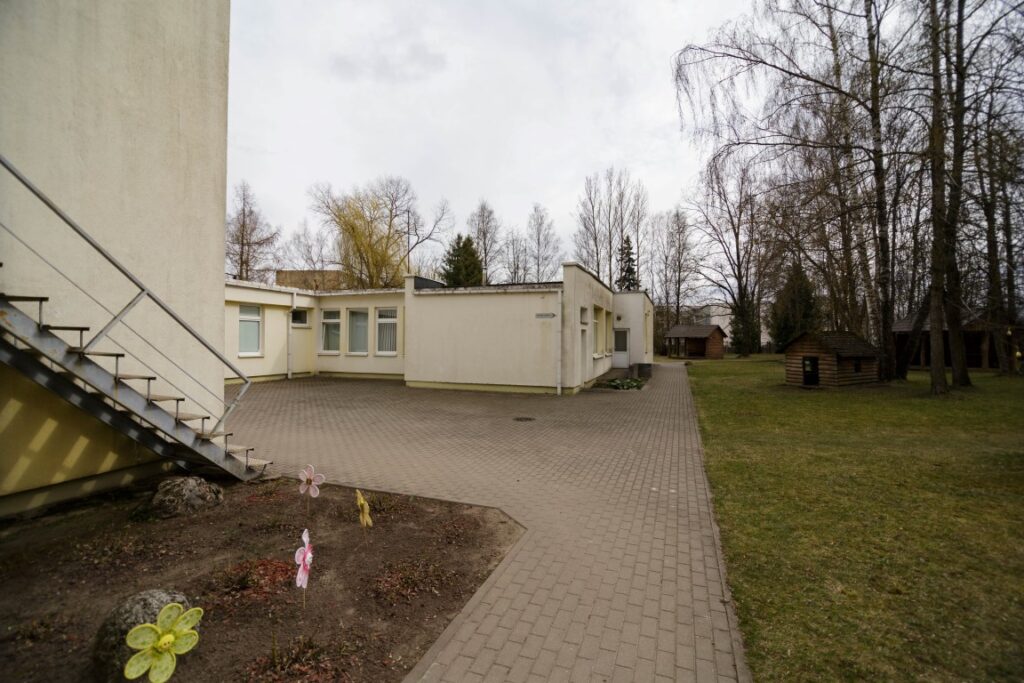 Panevėžyje dėl koronaviruso infekcijos pradėjus prevenciškai tirti sveikatos priežiūros specialistus, socialinių globos įstaigų darbuotojus, patvirtintas naujas susirgimo atvejis.
