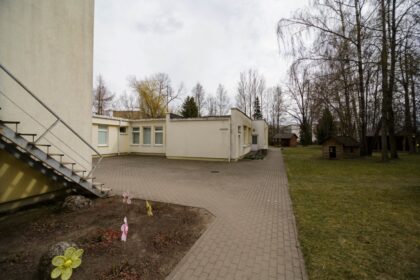 Panevėžyje dėl koronaviruso infekcijos pradėjus prevenciškai tirti sveikatos priežiūros specialistus, socialinių globos įstaigų darbuotojus, patvirtintas naujas susirgimo atvejis.