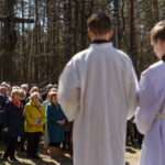 Panevėžiečiai Kryžiaus kelią tradiciškai pradėjo Berčiūnuose. M. GARUCKO nuotr.