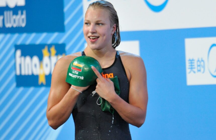 Paryžiuje vykstantį Europos plaukimo čempionatą aukso medaliu baigė Rūta Meilutytė.