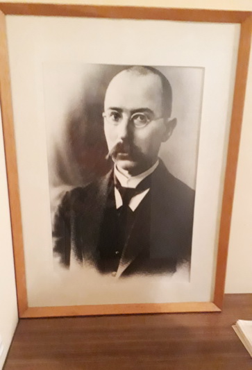 Lietuvių kalbos instituto sukauptų vietovardžių lobyno pagrindą sudaro kalbininko Kazimiero Būgos sudaryta tikrinių žodžių kartoteka. V. JALIANIAUSKIENĖS nuotr.