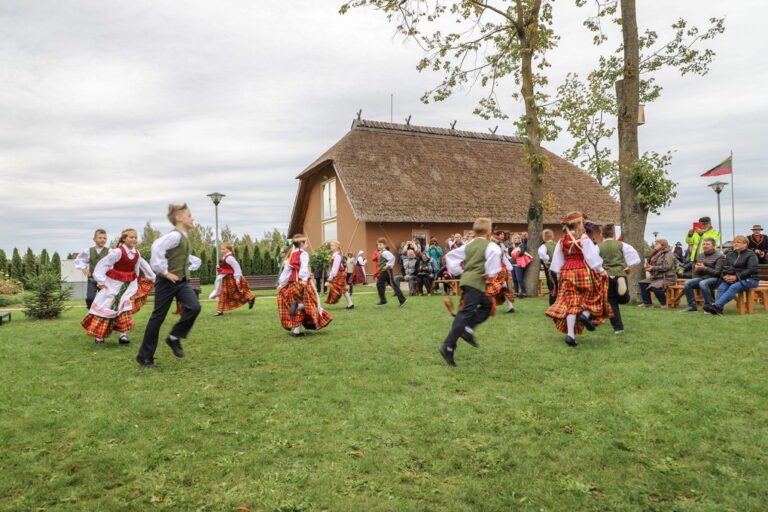 I. STULGAITĖS-KRIUKIENĖS nuotraukos