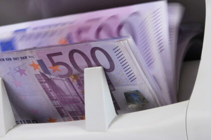 Šešios iš dešimties Panevėžio miesto savivaldybės valdomų įmonių į biudžetą šiemet yra paskyrusios dividendus ir pelno įmokas, kurios siekė 1,1 mln. eurų. Tai rodo naujausia Valdymo koordinavimo centro parengta 2018 metų Lietuvos savivaldybių valdomų įmonių (SVĮ) veiklos rezultatus apibendrinančioji ataskaita.