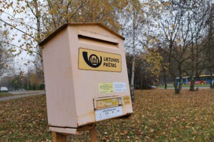Aukštaitijos sostinėje ne tik beveik nebelikę ilgą laiką buvusio didmiesčio atributo – telefonų būdelių, bet nyksta ir laiškams skirtos pašto dėžutės.