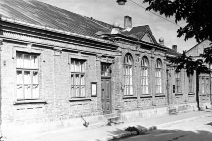 Panevėžio istorijos sergėtojas – miesto Kraštotyros muziejus – jau rytoj peržengs paskutinio penkmečio slenkstį link šimtmečio: sausio 18-ąją šiai įstaigai sukanka 95-eri.