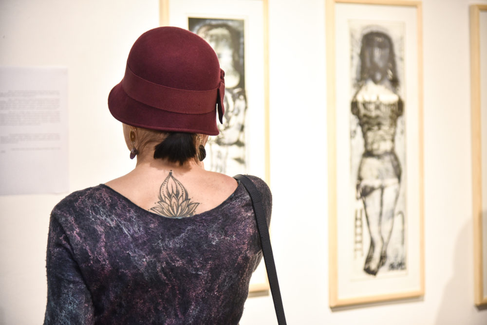 Tapytojo Osvaldo Juškos galvoje dar praėjusiais metais užgimęs darbų, sukurtų panaudojant antrines žaliavas, ciklas dienos šviesą išvydo kalendoriui jau skaičiuojant naują dešimtmetį. Panevėžyje, „Galerijoje XX“ autorius pristatė „Antrą (ne)galimybę“.