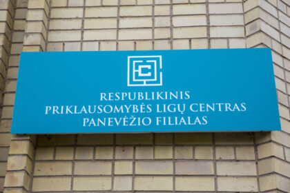 Nors, naujausiais duomenimis, Lietuva patenka į labiausiai alkoholio vartojimą sumažinusių šalių penketuką, vis tiek pagal išgeriamą kvaišalų kiekį gerokai lenkia Europos vidurkį.