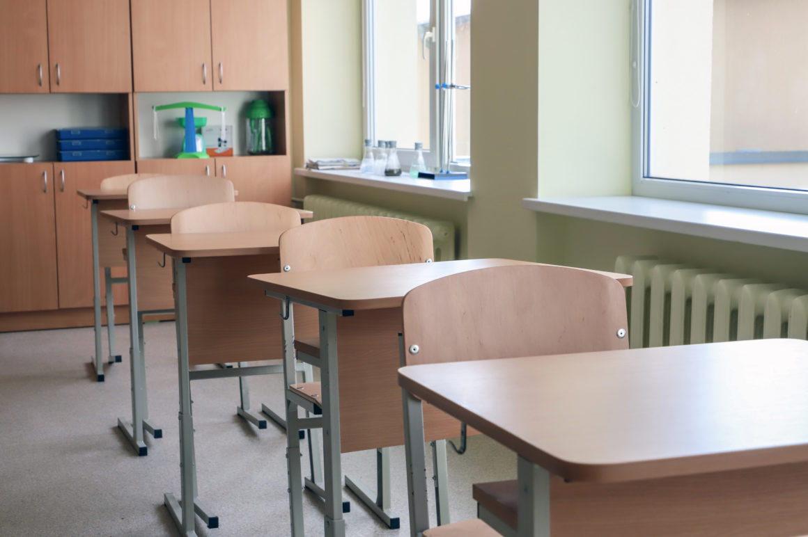 Seimui pateiktas siūlymas skirti premijas aukštų pasiekimų mokiniams, taip pat mokytojams, kitiems ugdymo specialistams.