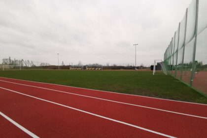 Pavykus gauti finansavimą, dvi Panevėžio rajono gimnazijos – Smilgių ir Paįstrio Juozo Zikaro – džiaugtųsi atnaujintais sporto aikštynais.