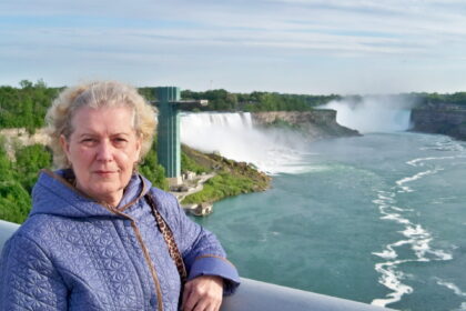 Daug metų Valstybinėje mokesčių inspekcijoje ekonomiste dirbusi Elena Rimkienė per atostogas leisdavosi į keliones po pasaulį.