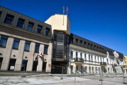 Miesto Savivaldybė daugumą nupirktų apsaugos priemonių išdalijo miesto gydymo ir globos įstaigoms, tarp jų ir mobiliajam punktui bei karščiavimo klinikai. P. Židonio nuotr.