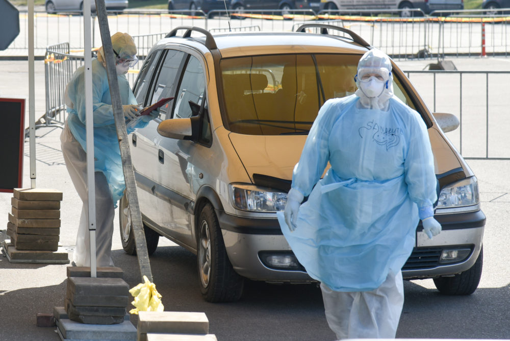 Šios dienos Nacionalinio visuomenės sveikatos centro Panevėžio departamento duomenimis Panevėžio apskrityje patvirtinti 33 COVID-19 ligos atvejai, iš jų - 17 Panevėžio mieste.