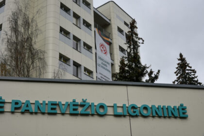 Respublikinė Panevėžio ligoninė pasidalijo džiugomis naujienomis – visų Urologijos skyriaus pacientų ir visų šio skyriaus darbuotojų pakartotinio testavimo dėl koronaviruso rezultatai yra neigiami.