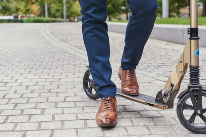 Daugiau nei tūkstantis šalies gyventojų jau pasinaudojo galimybe utilizuoti taršų automobilį ir gauti kompensaciją įsigyjant dviratį, paspirtuką, mopedą, motociklą ar metinį viešojo transporto bilietą.