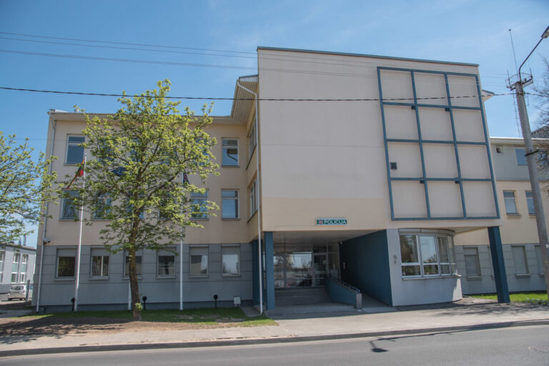 Panevėžio policijos pareigūnams mįslę užminė komisariate aptiktas netikėtas radinys.