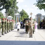 Vilniaus Našlaičių kapinėse praėjusį rudenį surasti partizano Juozo Streikaus-Stumbro palaikai pagaliau atgulė amžinojo poilsio Panevėžyje, Kristaus Karaliaus katedros kapinėse šalia mamos, brolio ir sesers. Simboliška, kad partizanas palaidotas likus dienai iki 58-ųjų mirties metinių.