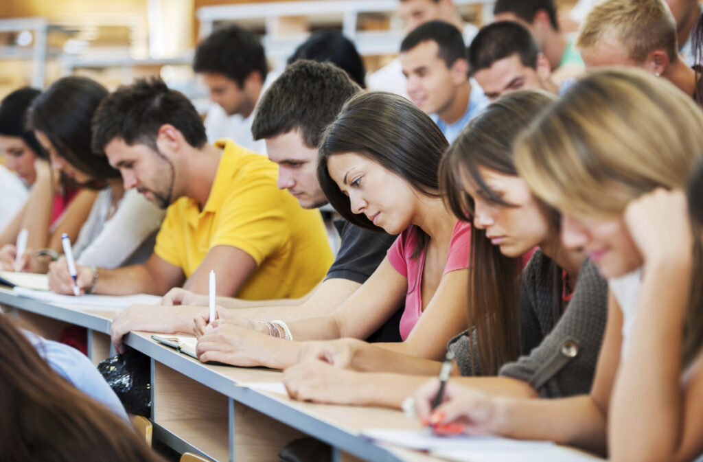 Šiemet fiksuojamas rekordinis pedagoginių studijų populiarumas – palyginti su pernai jis išaugo dvigubai, ketvirtadienį pranešė Švietimo, mokslo ir sporto ministerija.