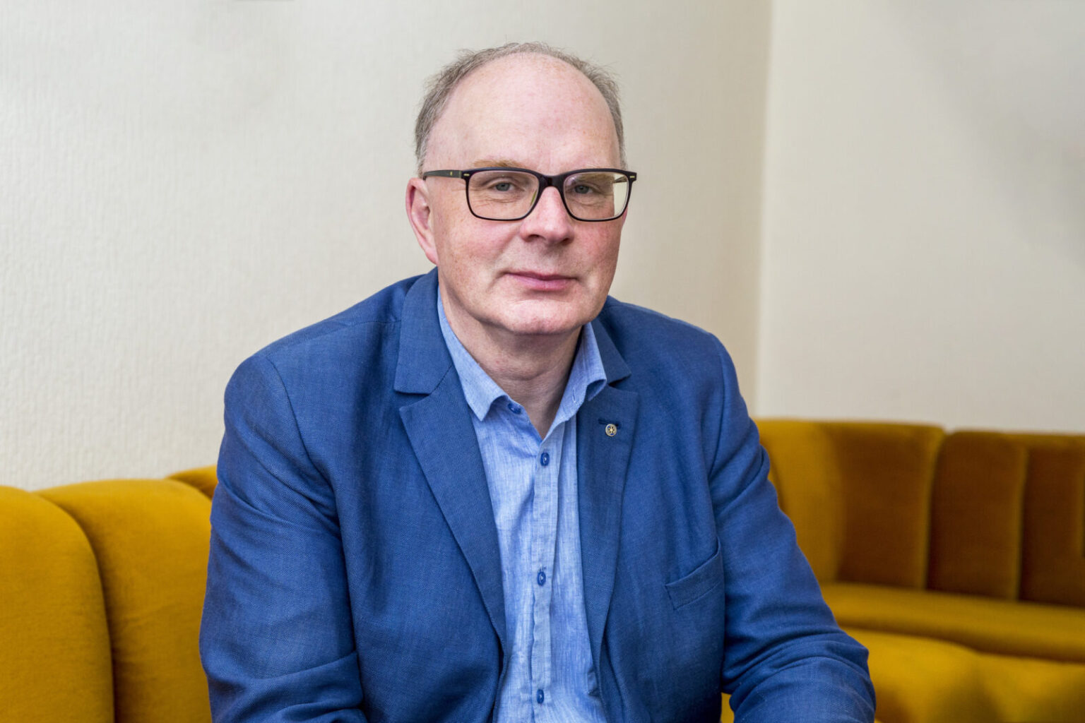 Ilgamečiam Panevėžio rajono savivaldybės administracijos švietimo, kultūros ir sporto skyriaus vedėjui Algirdui Kęstučiui Rimkui skirtas Lietuvos Respublikos Švietimo, mokslo ir sporto ministerijos Garbės ženklas – aukščiausias apdovanojimas už nuopelnus Lietuvos švietimui, mokslui ir sportui.