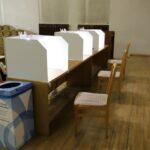 Iš anksto balsuojantys rinkėjai kol kas dvigubai aktyvesni nei pirmajame ture, rodo Vyriausiosios rinkimų komisijos (VRK) duomenys.