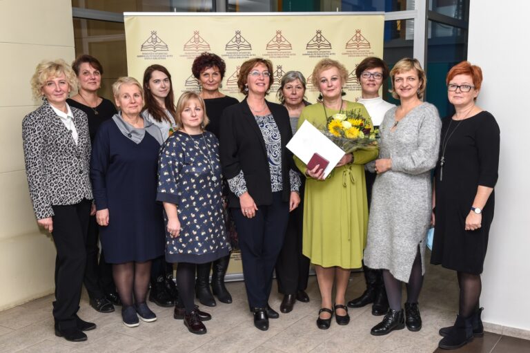 Ketvirtus metus Panevėžio apskrities Gabrielės Petkevičaitės-Bitės viešoji biblioteka iškilmingai skelbia nominacijos „Ad astra“ laureatus. Šiandien Panevėžio regiono bibliotekų darbuotojai nominuoti trijose kategorijose.