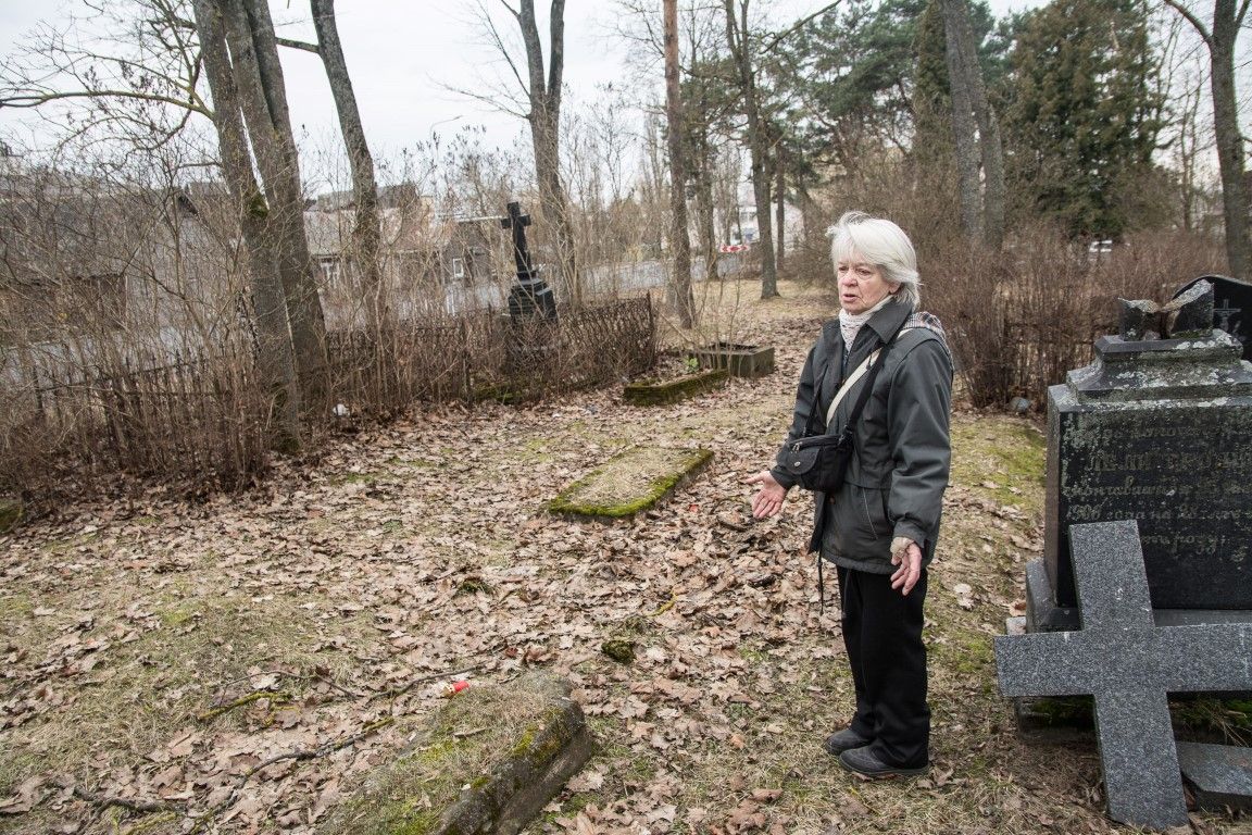 Pasak V. Vatutinos, pagal stačiatikius, nereikia labai dažnai deginti žvakių. Tikima, kad taip pakeliami mirusieji, neduodama jiems ramybės. „Sekundės“ nuotr.
