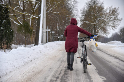 Ne veltui sakoma, kad nėra to blogo, kas neišeitų į gera – apribojus judėjimą tarp savivaldybių, rankas trina kaimo prekybininkai.