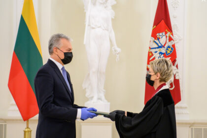 Prezidentas Gitanas Nausėda ketvirtadienį paskyrė Nidą Grunskienę generaline prokurore.