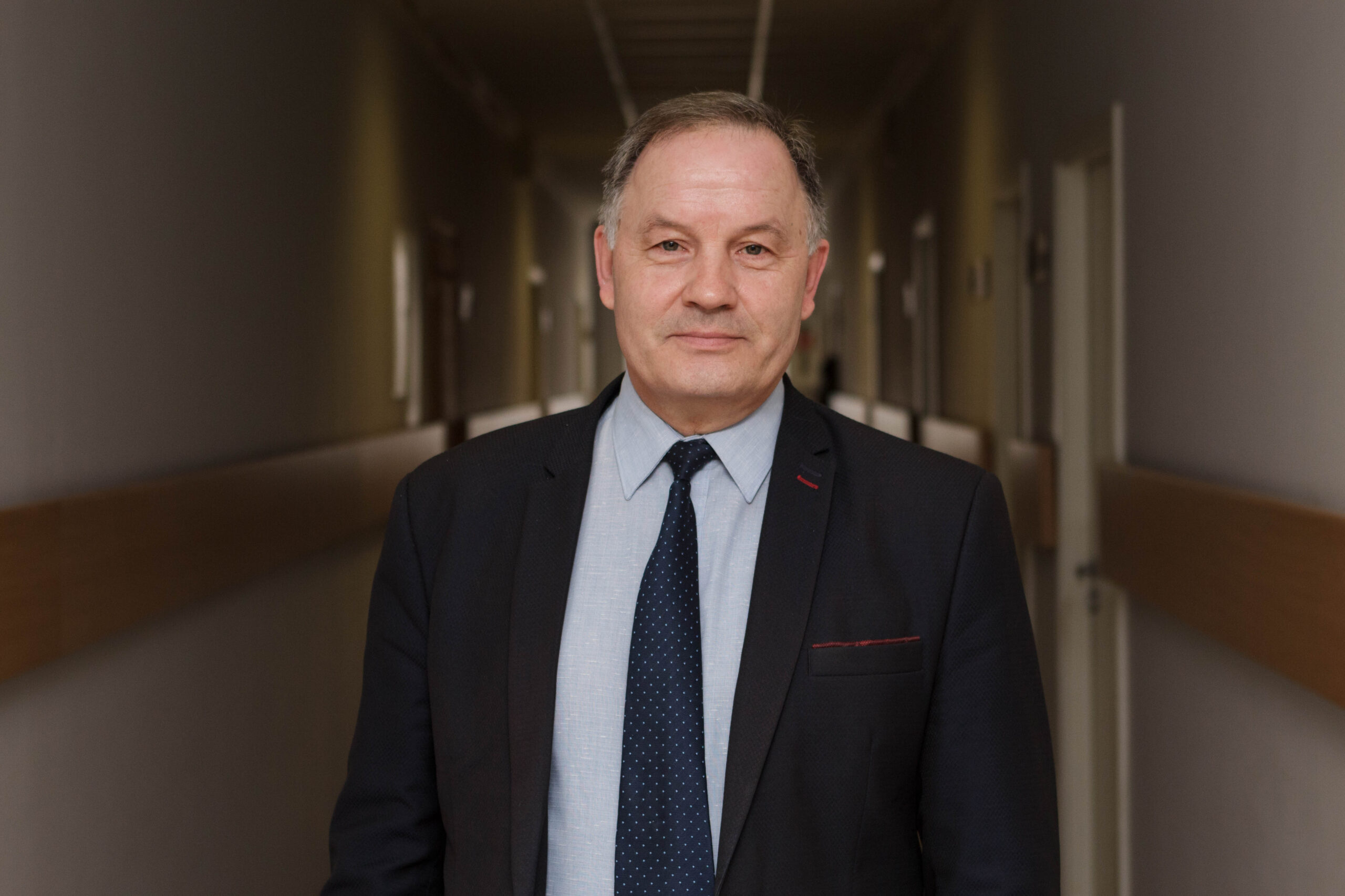 Panevėžio rajono mero Antano Pociaus teigimu, Naujamiestyje mažėjant vaikų, permainos neišvengiamos. SEKUNDE.LT nuotr.