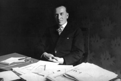 Ilgame ir prasmingame garsaus tarpukario politiko, diplomato Juozo Urbšio (1896–1991) gyvenime Panevėžys nebuvo svetimas miestas – iš čia jis pradėjo savo kelią į karjeros aukštumas.