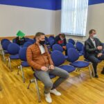 Kanapėmis užžėlė keliai į buvusias pareigas policijoje bei visišką laisvę buvusiam Panevėžio kriminalistui Vaidui Oftui. Panevėžio apygardos teismas jį su dar trimis bendrininkais pripažino kaltais auginus didelį kiekį kanapių ir skyrė šiai kompanijai atitinkamas bausmes.