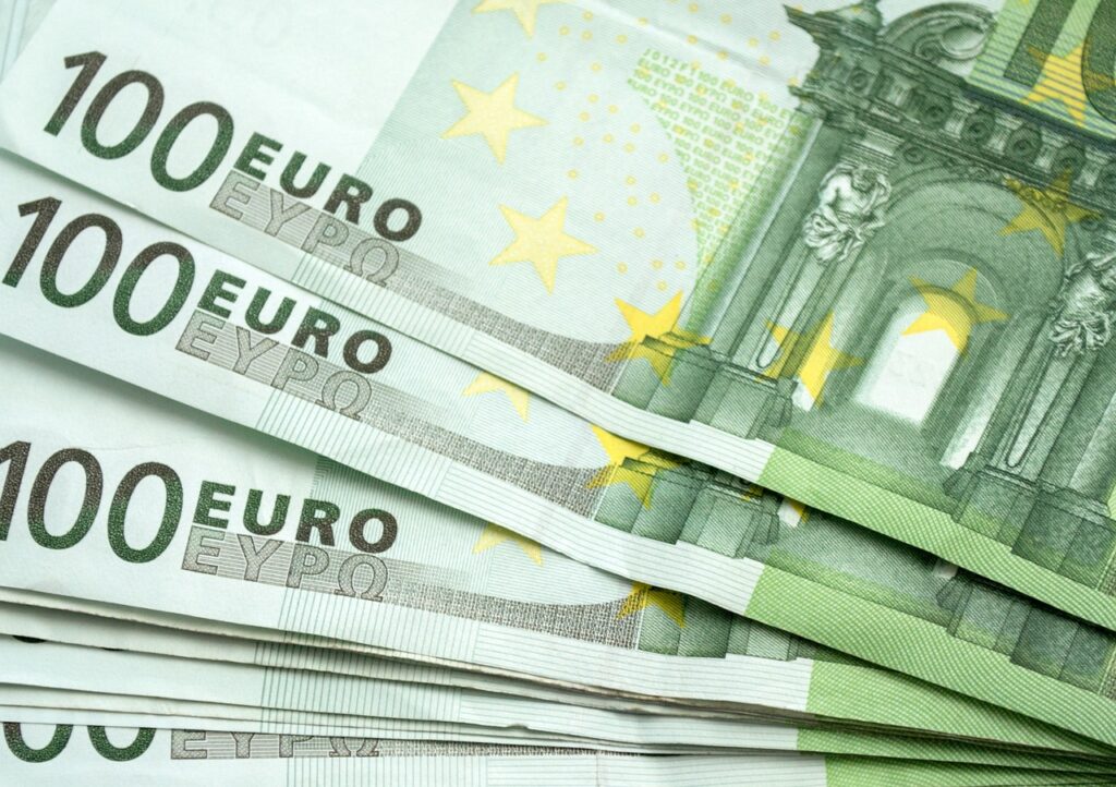 Sukčius Panevėžio rajono gyventojo vardu paėmė daugiau nei 23 tūkst. eurų vertės paskolų.